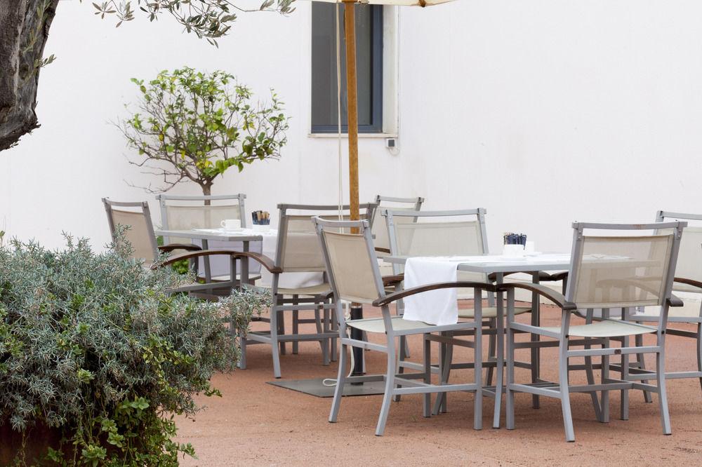 Ac Hotel Badajoz By Marriott Экстерьер фото