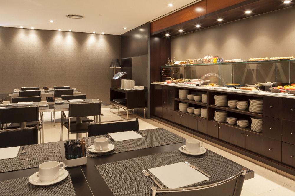 Ac Hotel Badajoz By Marriott Экстерьер фото